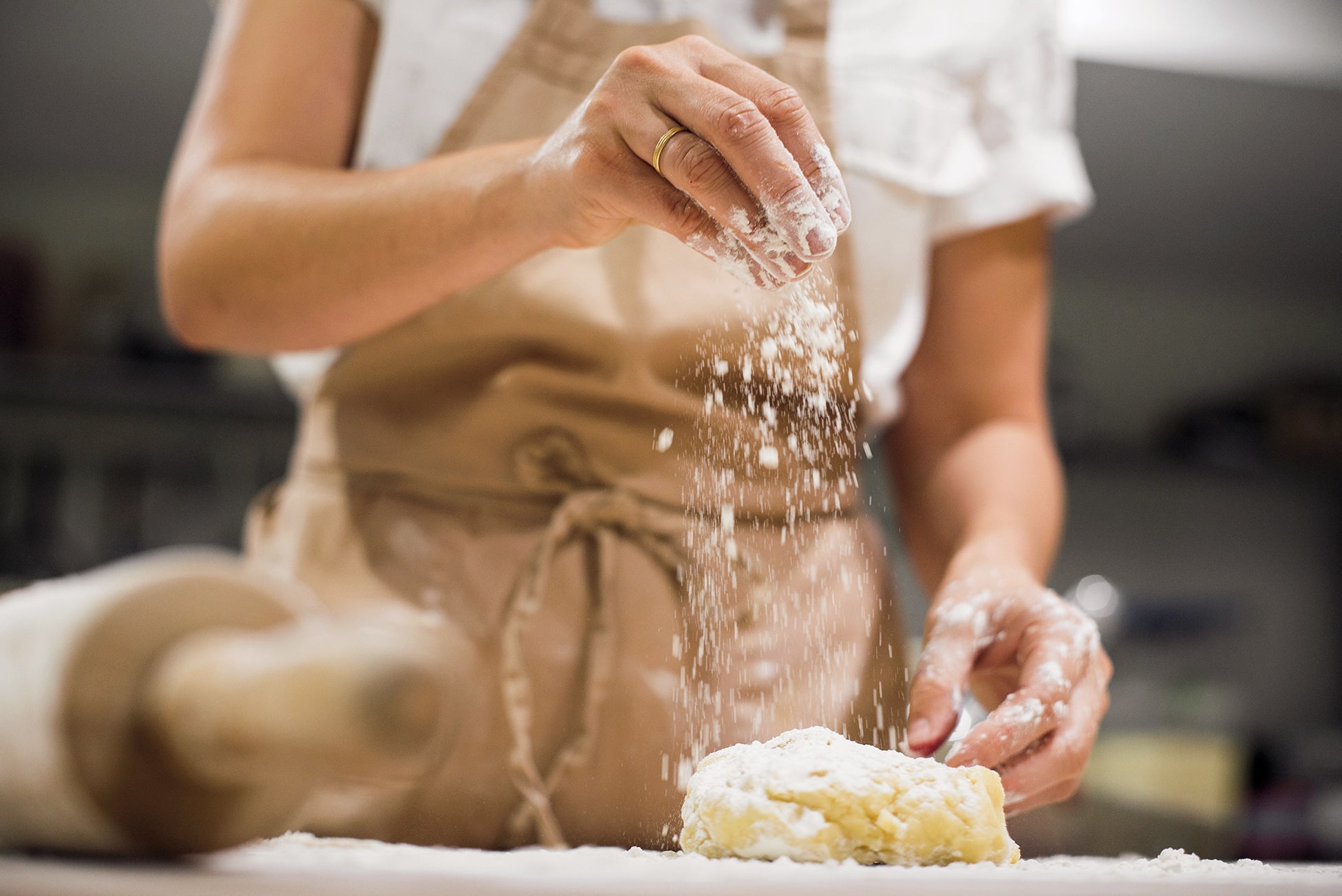Pie making cookbook with step-by-step recipes from Petee's Pie Company NYC chef